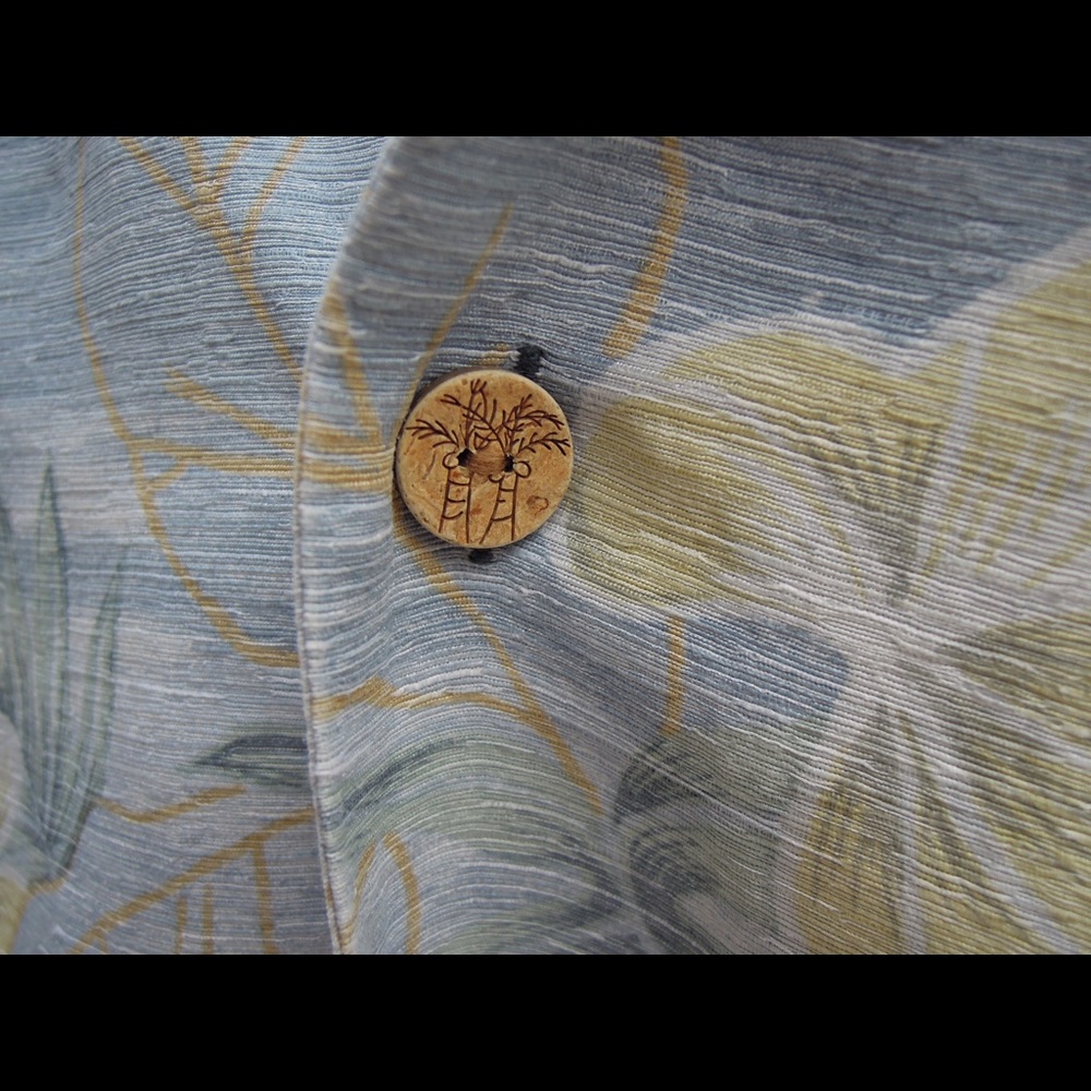 Amazing Men’s Kahala Silk Wikiwiki Hawaiian Shirt L